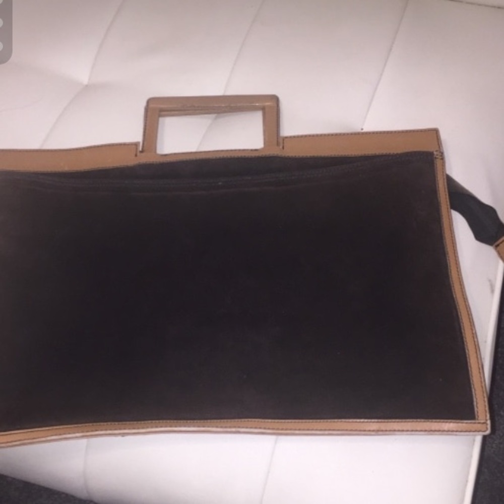 Chic look, Aries tote bag/laptop carrier